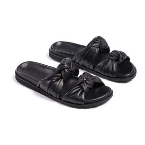 NWOT Dear Frances ty slides